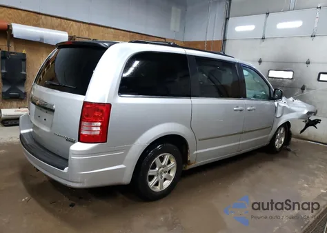 2010 Chrysler Town & Country Touring from USA, damaged, VIN 2A4RR5D1XAR491112